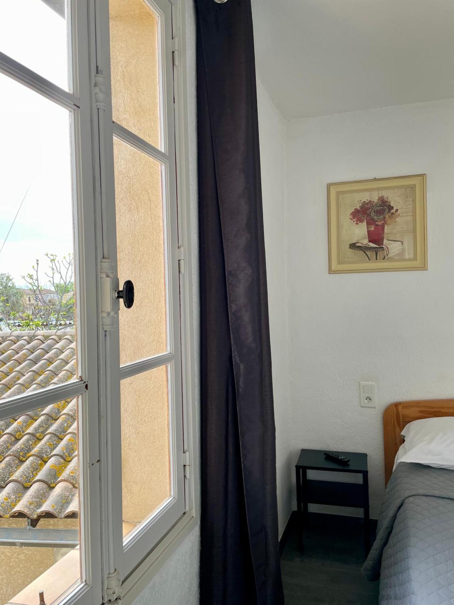 Hotel L'Escale Aigues-Mortes Eksteriør bilde