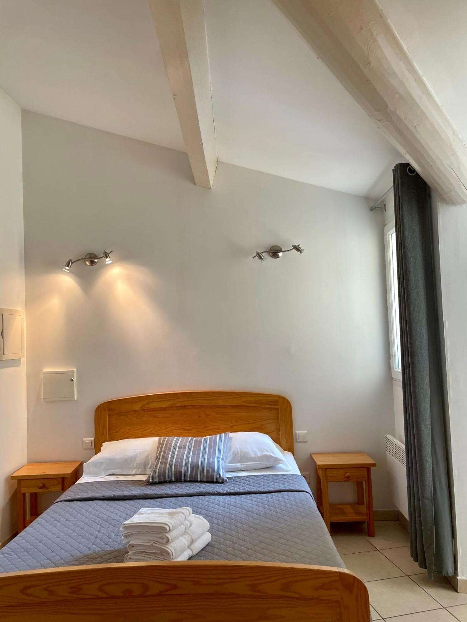 Hotel L'Escale Aigues-Mortes Eksteriør bilde